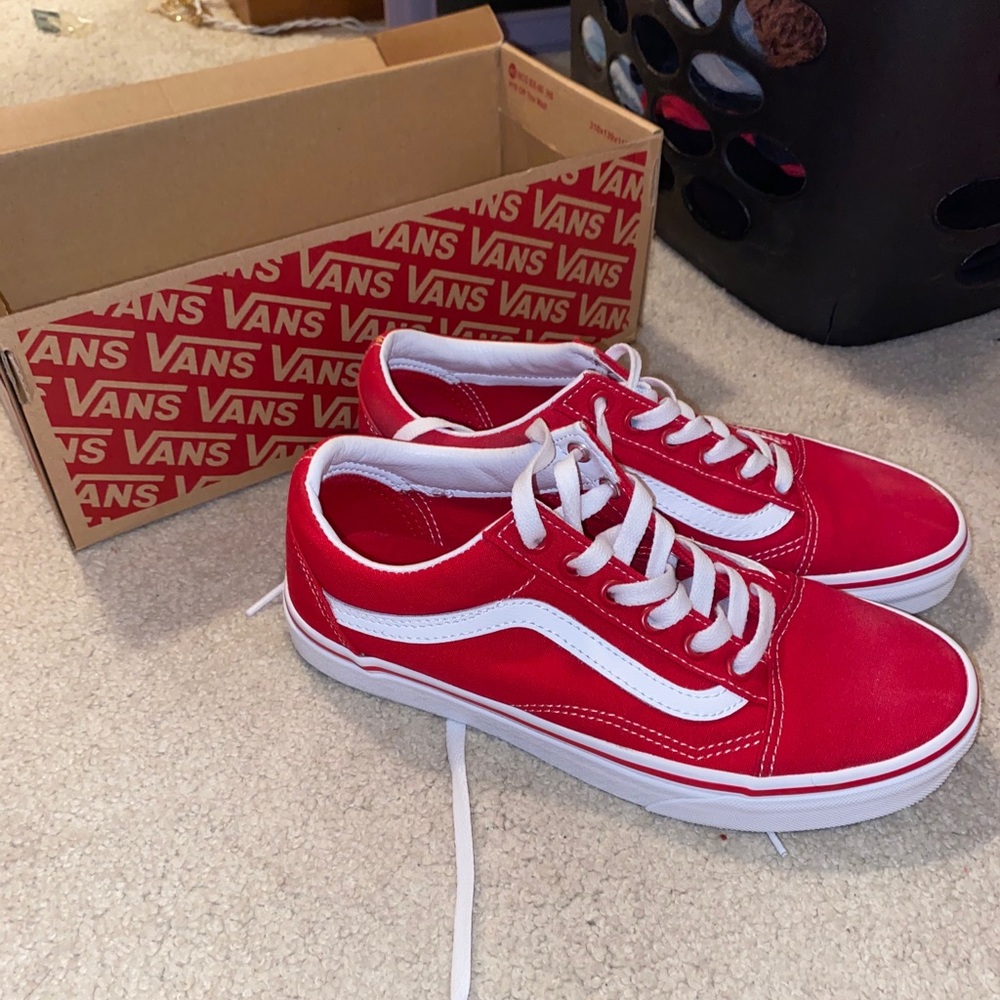 Red Vans ♥️
